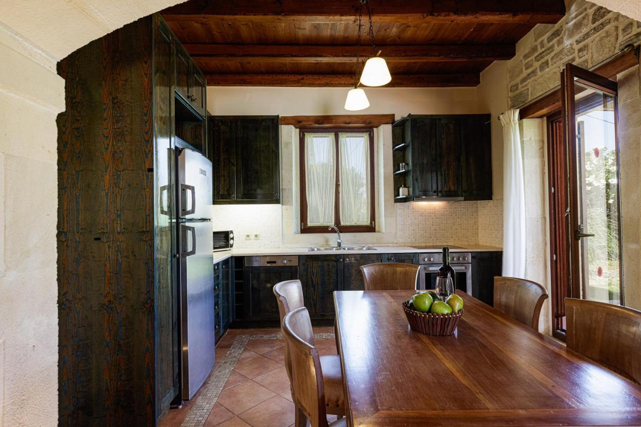 Kalimera Villas Adelianos Kampos Luaran gambar