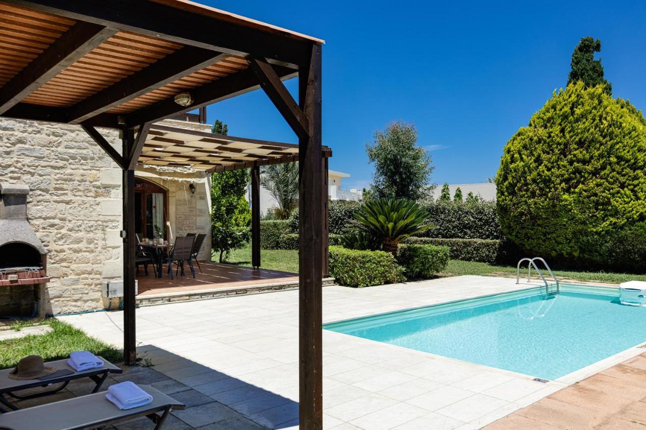 Kalimera Villas Adelianos Kampos Luaran gambar